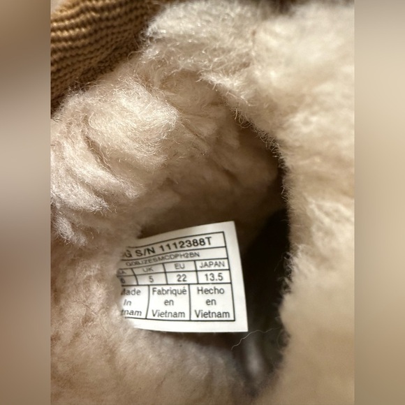 UGG GIRLS CLASSIC II GLITTER LEOPARD Cheetah BOOT SIZE 6 KIDS CHESNUT - Picture 9 of 9